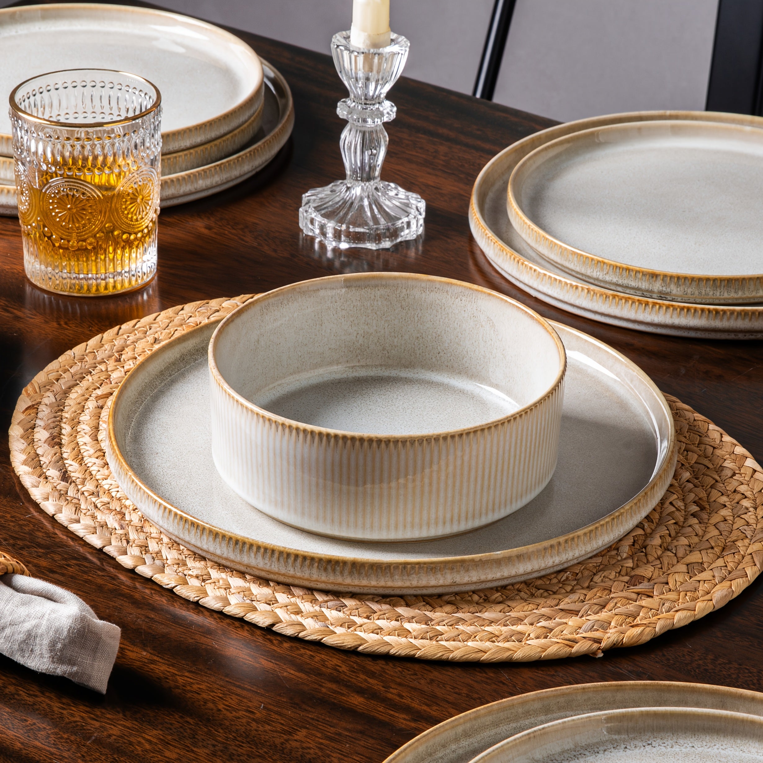 12pcs Striped Cream Beige Ceramic Dinnerware Set, Plate Spaghetti Bowl Soup Bowl Reaction Glaze Dinnerware Set, Modern High-end Ceramic Stoneware, Dishwasher And Microwave Can Be Used, Suitable for Gifts, Parties, Weddings, Family Dinners